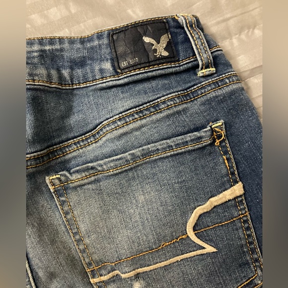 American Eagle Jeans women’s size 2 - Picture 3 of 6